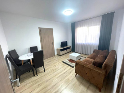 Apartament renovat modern de vanzare mobilat si utilat in zona Rahovei