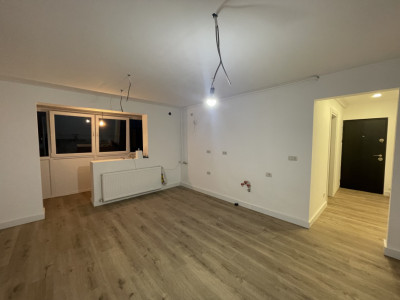 Apartament renovat 3 camere 52 mp utili balcon 5 mp Cetate Alba Iulia