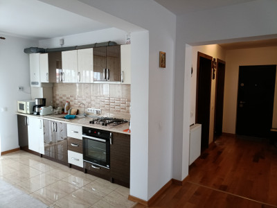 Apartament 3 camere 1 bai 67mpu mobilat utilat terasa curte Sebes Alba