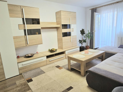 Apartament de vanzare 4 camere  etaj 2 intermediar 2 bai Sibiu 