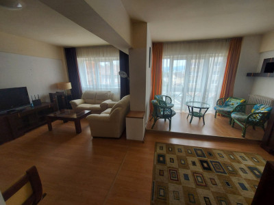 Apartament de inchiriat 92 mpu decomandat 3 camere 2 bai Mihai Viteazu