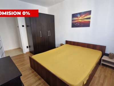 Apartament decomandat de vanzare 2 camere si balcon etaj intermediar