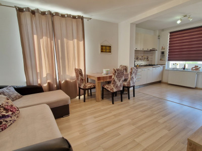 Apartament 3 camere parcare si balcon de vanzare in Arhitectilor