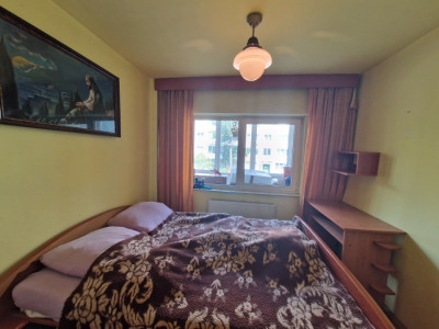 Apartament de inchiriat decomandat 3 camere etaj 1 central Milea Sibiu