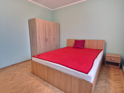 Apartament de vanzare cu 2 camere in centrul Sibiului mobilat modern