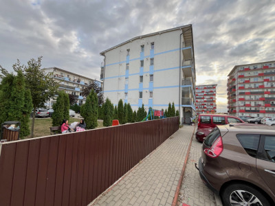 Apartament 3 camere decomandat cu vedere superba spre munte - Sibiu 