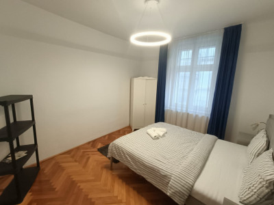 Apartament decomandat cu 2 camere si pod mansardabil - Centrul Istoric