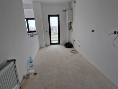 Apartament decomandat de 3 camere 2 bai balcoane parcare subterana