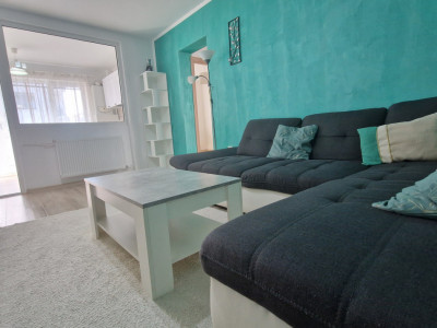 Apartament de vanzare la intrarea in Arhitectilor 3 camere si balcon