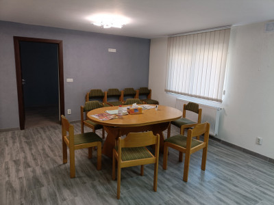 Apartament decomandat 4 camere 75 mp utili mobilat utilat Sebes Alba