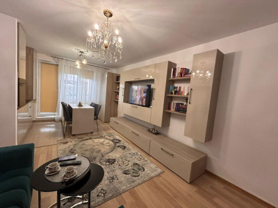 Apartament de inchirat cu 3 camere 65 mpu gradina Calea Surii Mici 