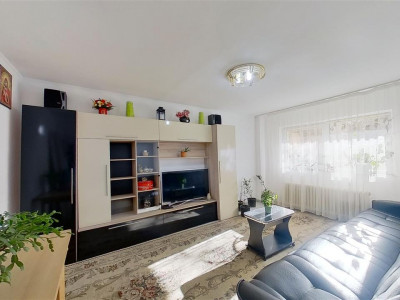  Apartament 3 camere decomandat, zona Racadau, Brasov