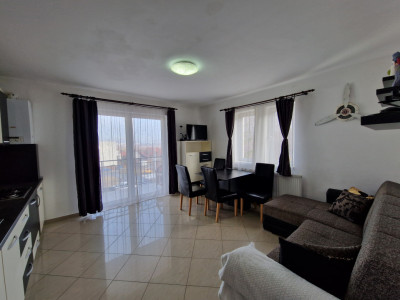 Apartament 2 camere etaj 1 zona linisitita in cartier Tilisca Sibiu