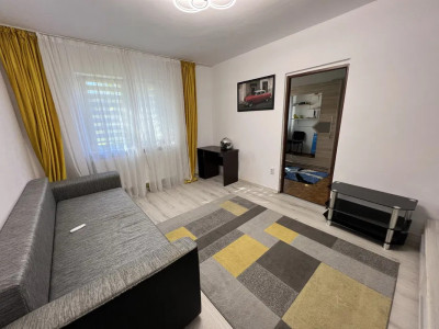 Apartament cu 2 camere de inchiriat la parter in zona Mihai Viteazu