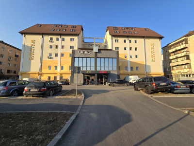 Apartament de vanzare 2 camere decomandate 40 mpu 2 bai in SibiU