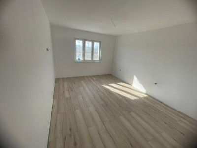 Apartament 2 camere de vanzare in Lazaret – confort si spatiu