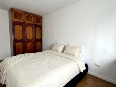 Apartament 2 camere decomandat 45 mpu mobilat  zona Terezian Sibiu