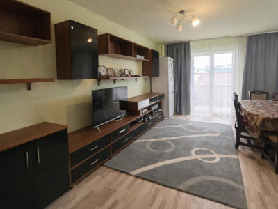 Apartament 3 camere de vanzare suprafata generoasa si balcon Manastur