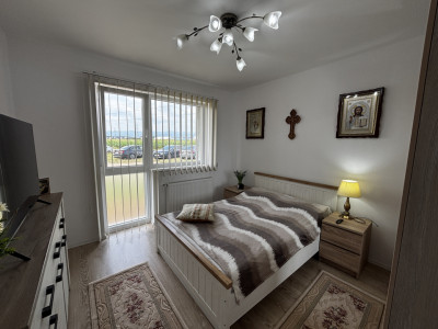 Apartament 2 camere de vanzare 38mpu si boxa Sibiu zona Ogorului