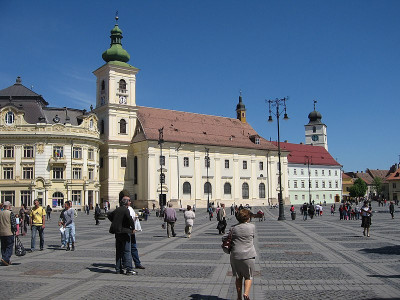 Apartament de inchiriat in Centrul Istoric din Sibiu gradina 150 mp