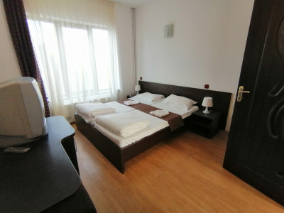 Hoteluri de vanzare Cisnadioara imagine mica 31