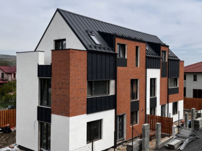 Duplex de vanzare cu 4 camere  in Cartierul Someseni