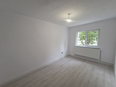 Spatiu de birouri 5 camere 2 bai predare imediata Mihai Viteazu Sibiu