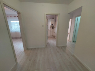 Apartament decoamandat de vanzare renovat complet zona Rahovei Sibiu