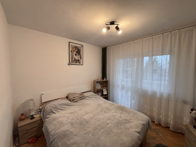 Apartament 3 camere  decomandat de vanzare etaj 2   Valea Aurie
