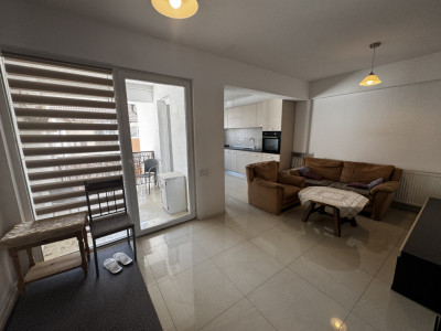 Apartament decomandat 3 camere 3 balcoane pod si parcare Arhitectilor