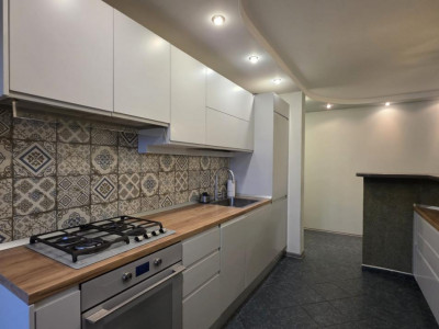 Apartamente de vanzare Sebes imagine mica 2