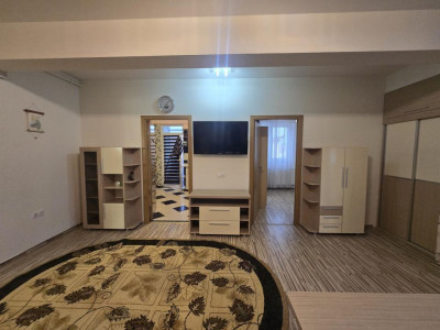 Apartament 3 camere de vanzare decomandat 71mpu zona Turnisor Sibiu
