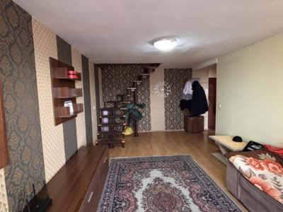 Apartament de vanzare cu 4 camere 103 mpu+ balcon zona Turnisor Sibiu