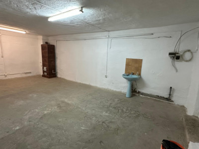 Spatiu comercial de inchiriat doua incaperi de 110 mpu zona Turnisor 