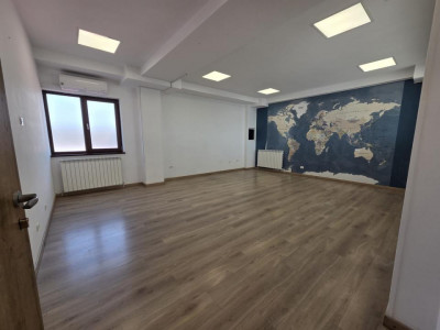 Spatii birouri de inchiriat Fagaras imagine mica 5