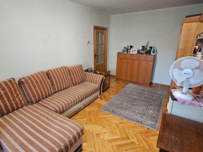 Apartament cu 4 camere decomandate de vanzare Manastur