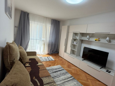 Apartament 3 camere etaj 1 de inchiriat zona Scoala de Inot Sibiu