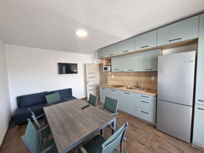 Apartament de vanzare 3 camere decomandat Mihai Viteazul bloc cu lift