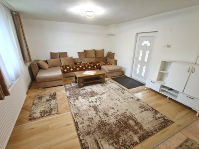 Casa cu 4 camere singur in curte de vanzare in Sibiu - zona linistita