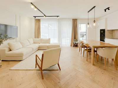 Apartament cu 4 camere cu gradina de vanzare cartierul Borhanci