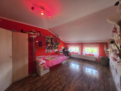 Casa individuala de vanzare 132mpu cu garaj zona Tineretului Sibiu