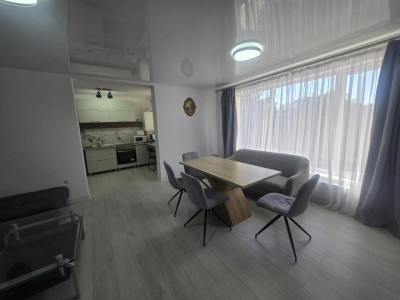 Duplex de vanzare din 2 apartamente separate 101mpu si 52mp Selimbar