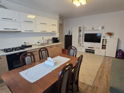 Apartament cu 3 camere decomandate de vanzare in Turnisor Sibiu