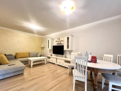 Apartament cu 2 camere zona Centrala decomandat cu dressing si terasa