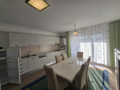 Apartament 3 camere 73 mpu balcon 6 m loc de parcare zona Turnisor