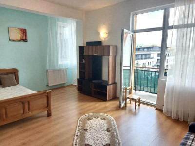 Garsoniera de vanzare zona Semicentrala balcon si lift langa Gara