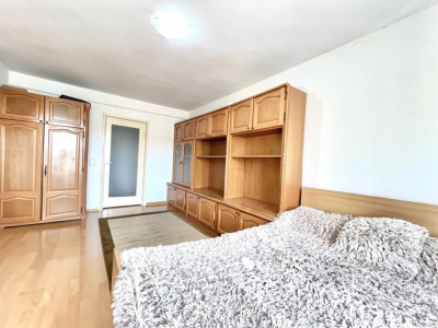 Apartament cu 2 camere de vanzare Grigorescu izolat cu lift si balcon