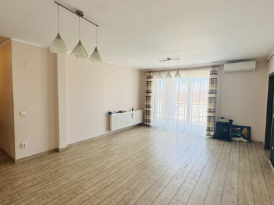 Apartament de vanzare 3 camere lift parcare bloc nou City Residence 