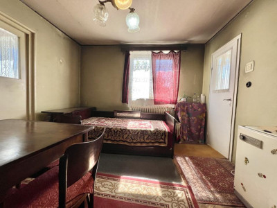 Apartament cu 2 camere de vanzare in Gheorgheni bloc izolat cu boxa 