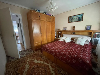 Apartament 2 camere decomandat 62 mp pivnita zona Central-Dioda Sibiu